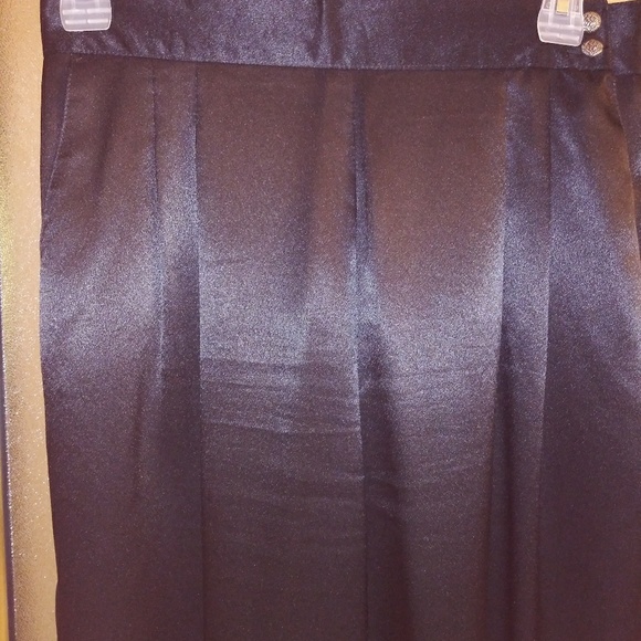 Pants - Picture 4 of 4